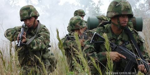 Mueren cinco militares en emboscada en Nariño