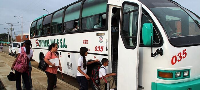 Empezó a funcionar el transporte escolar en instituciones educativas oficiales de Cali
