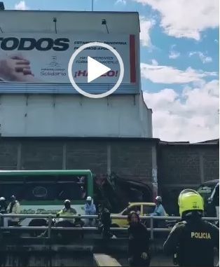 Policías evitan que mujer se lanzara del Puente Deprimido de Popayán ...