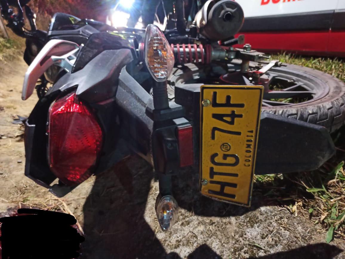 Fatal accidente de tránsito en la vía hacia el Huila: una mujer falleció