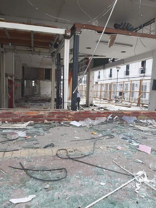 Así desmantelaron el centro tradicional centro comercial Anarkos