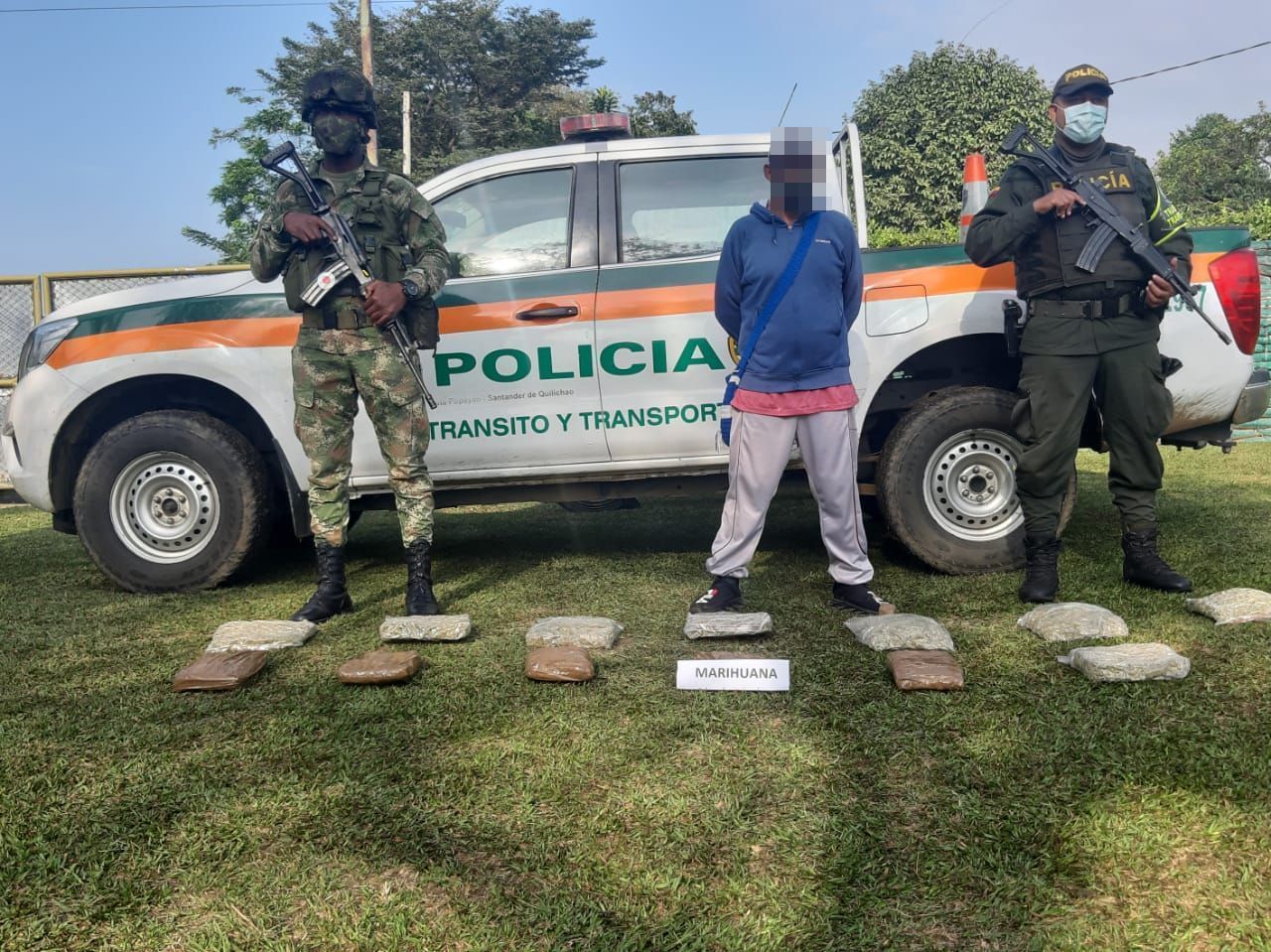 Pasajero sorprendido con una maleta repleta de marihuana