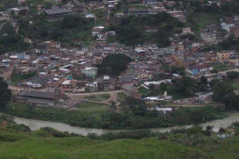 Grupo armado asesina a una mujer en un retén ilegal en Suárez, Cauca