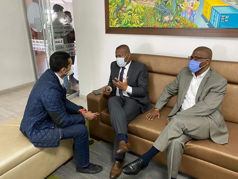 Gobernador del Cauca Elías Larrahondo Carabalí, continúa gestionando inversión social y presencia institucional para el Departamento.