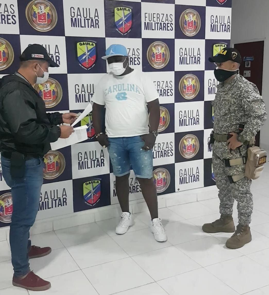 Cárcel para un presunto cabecilla de la banda La Local por supuesta extorsión a un comerciante