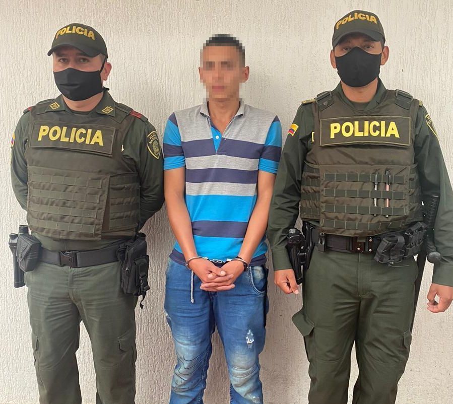 Comunidad capturó a presunto ‘raponero’ luego de hurtarle el celular a estudiante