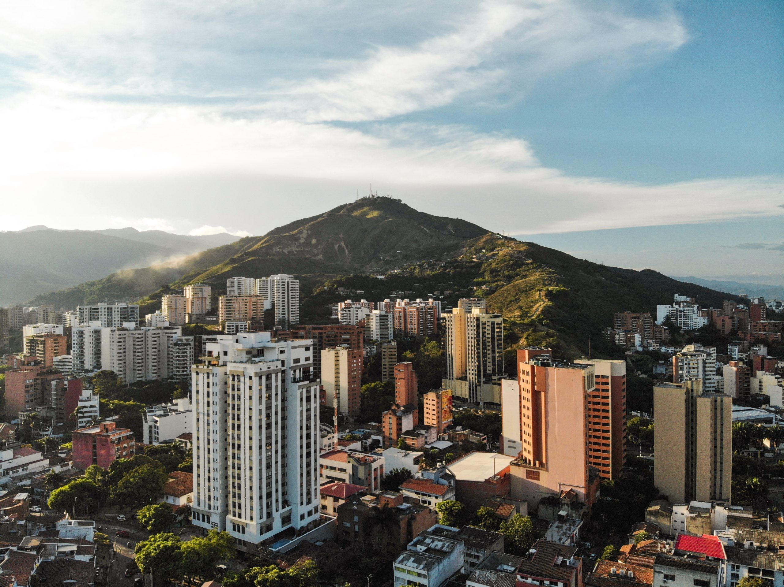 Más de 48 horas de toque de queda durante fin de año en Cali.