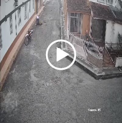 Mujer fue atacada salvajemente en plena calle del barrio Santa Inés de Popayán