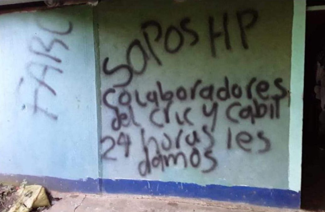 Con grafitis, disidentes de las Farc amenazan de muerte a líder indígena del norte del Cauca