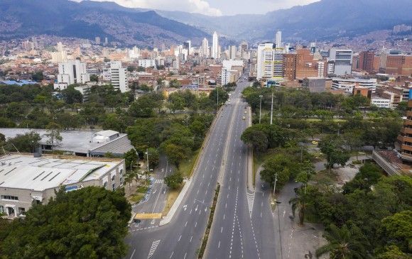 En  Medellín y Antioquia decretan toque de queda desde mañana hasta el 3 de enero