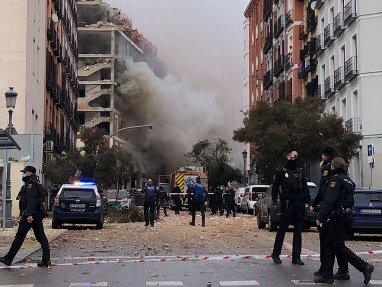 Dos muertos deja hasta el momento explosión de edificio en Madrid, España