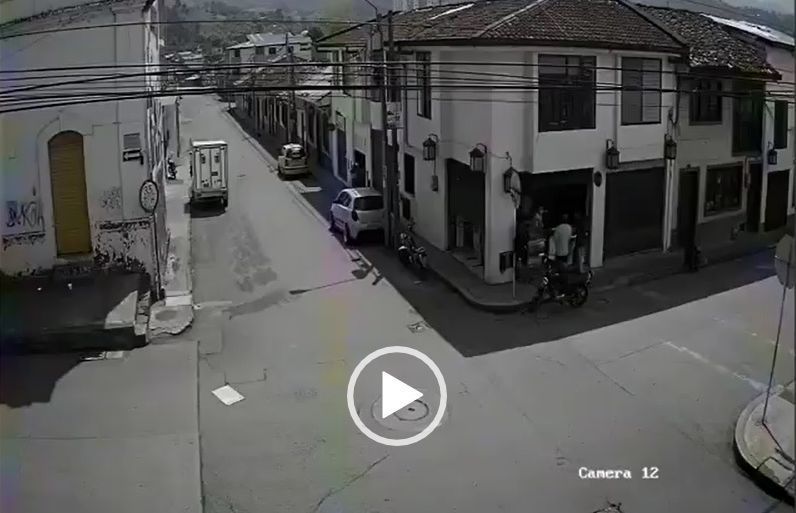 Brutal accidente de tránsito en el centro histórico de Popayán