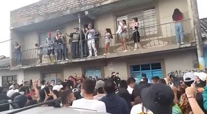 El masivo concierto de música urbana que se llevó a cabo en el barrio Alfonso López de Popayán