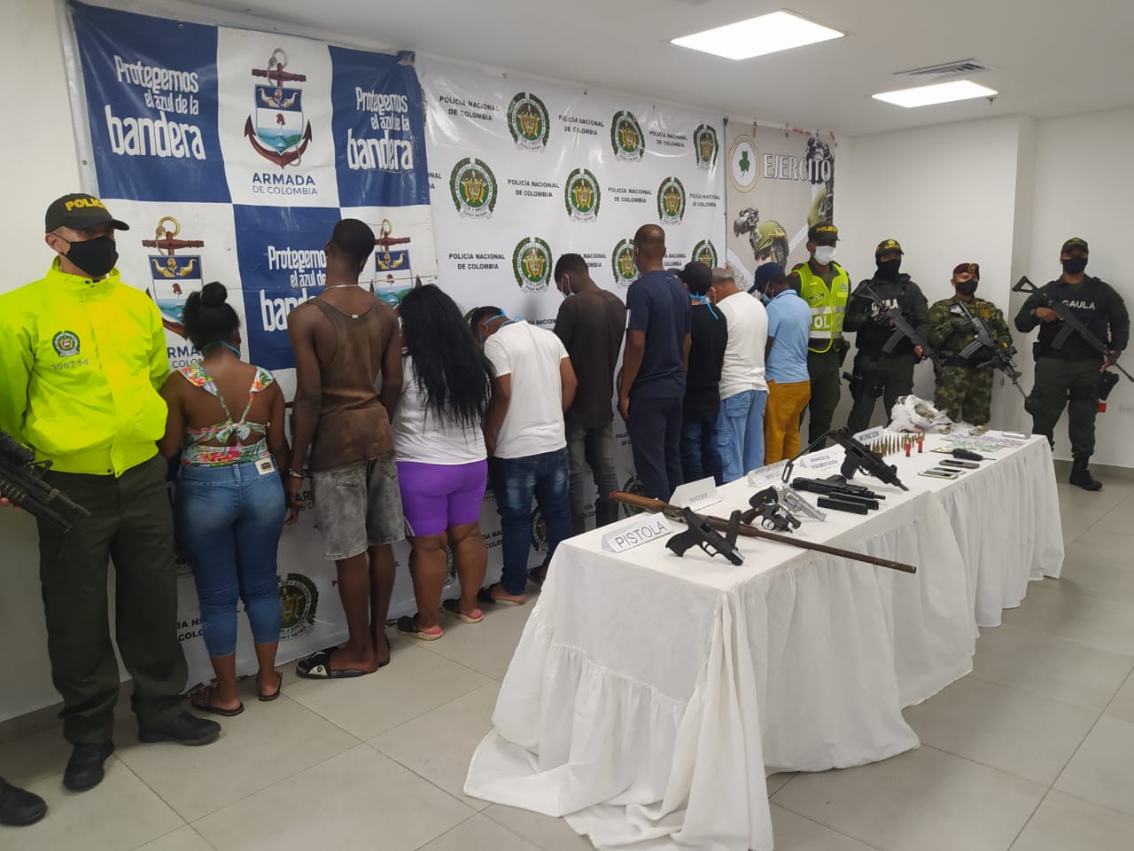 Doce personas capturadas fue el resultado operacional de la fuerza pública en el Pacífico
