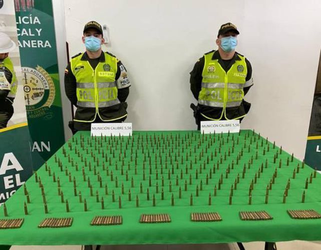 Incautan 1.600 cartuchos de fusil que iban a ser entregados a bandas en Buenaventura