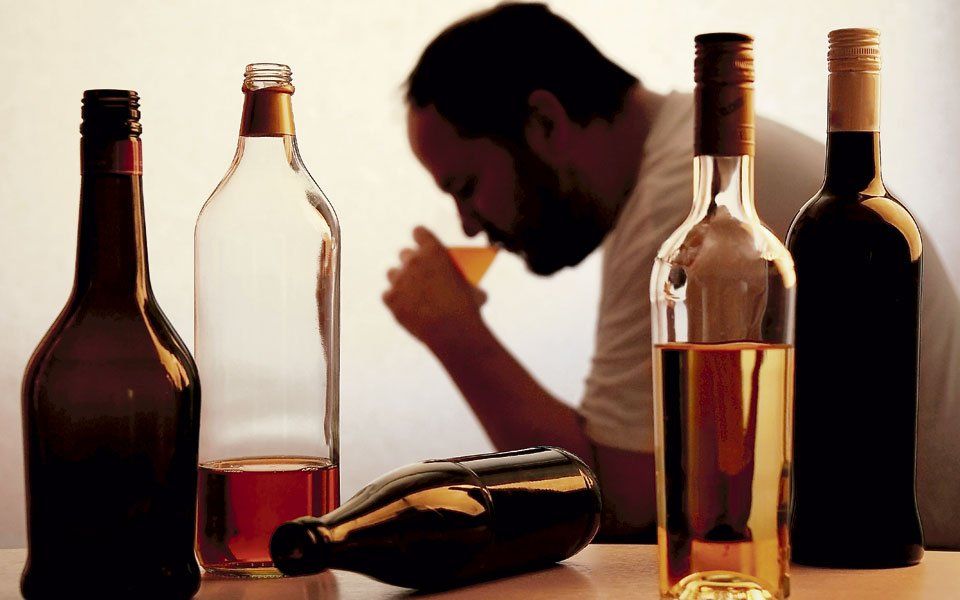 Las muertes por el consumo de bebidas embriagantes alcanzo nivel histórico en el 2020