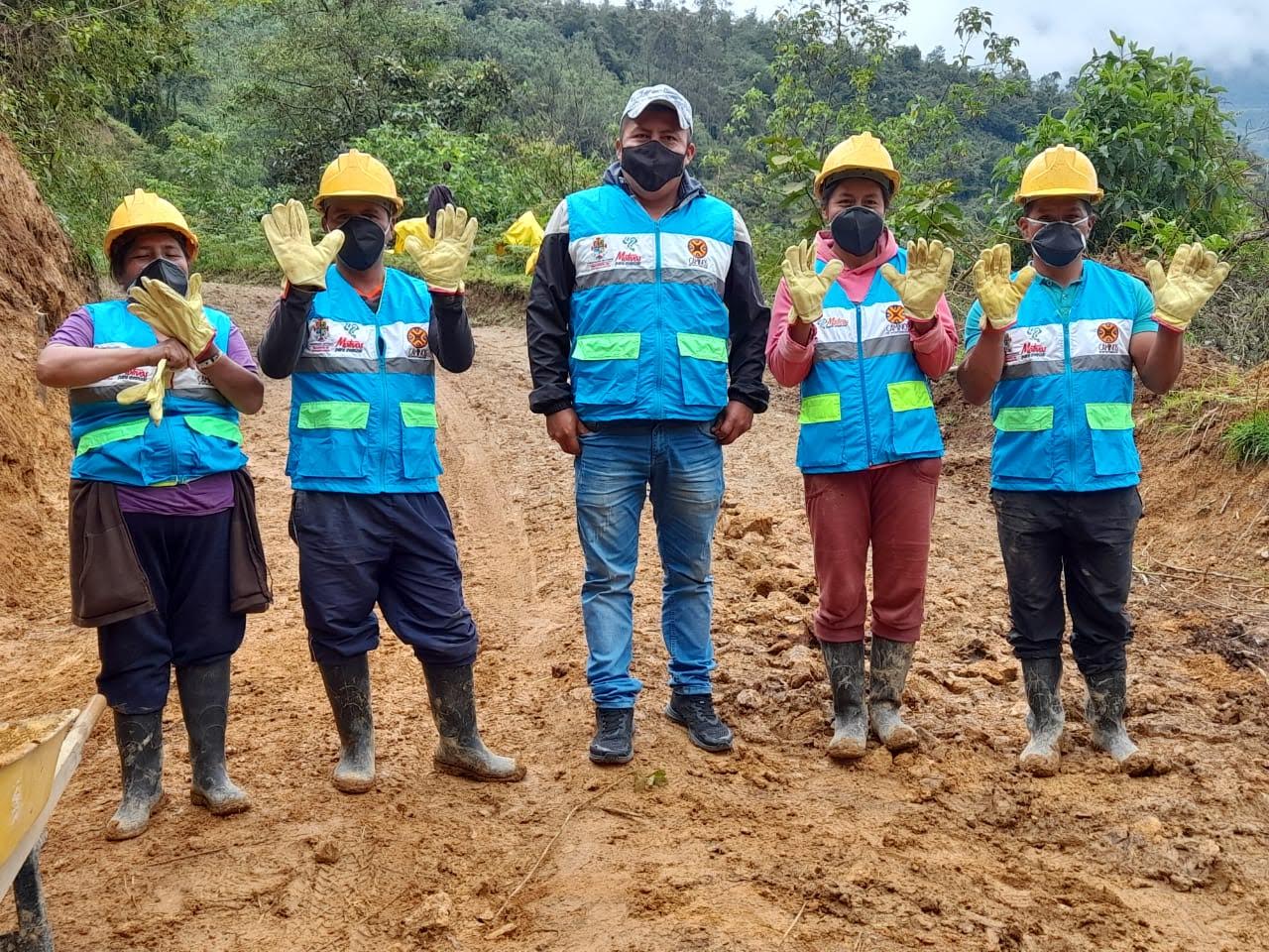 “Caminos de Oportunidades”, el mejor modelo de gestión vial en Colombia, continúa mejorando las vías rurales del Cauca