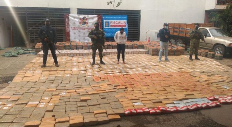 Una mujer vigilaba 2 toneladas de marihuana en el norte del Cauca
