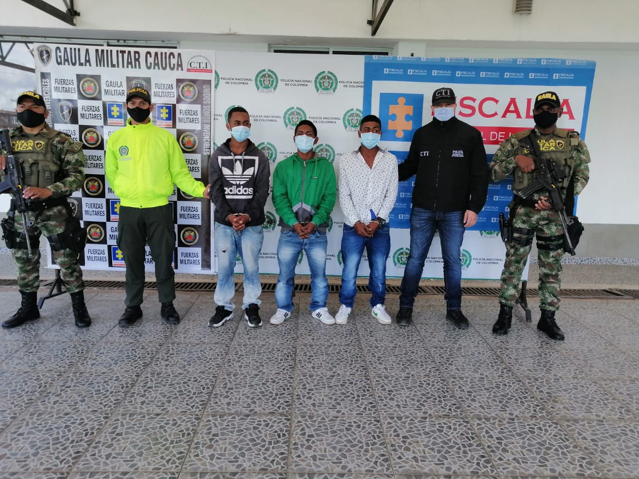 Judicializados 3 presuntos integrantes de ‘Los de la 15’ en Popayán