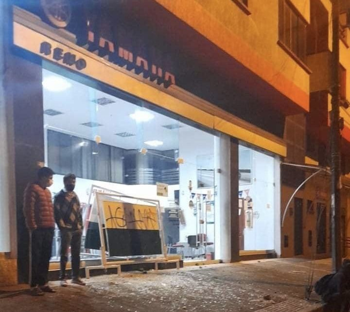 Saquearon almacén de motocicletas en el sur de Popayán