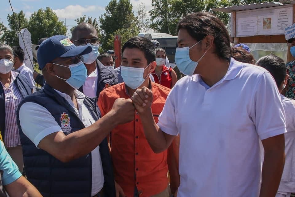 Gobernador del Cauca dialoga con la comunidad del “Eco barrio Sinaí”