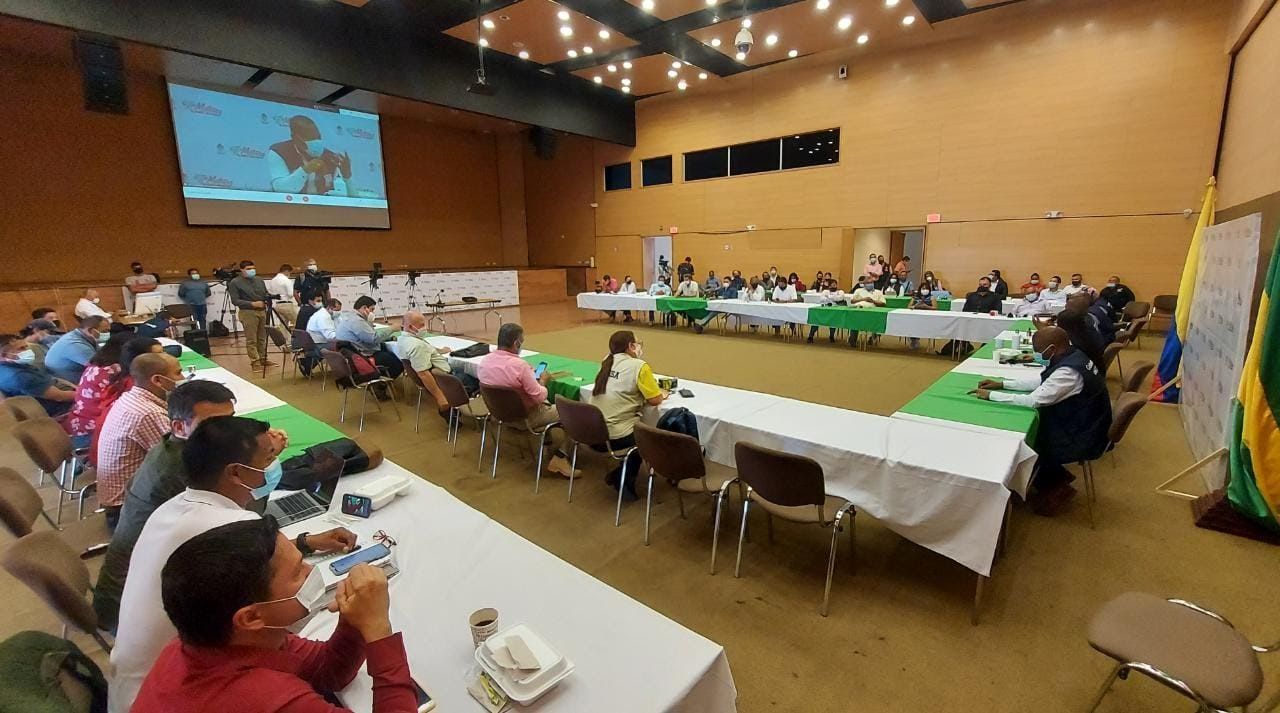11 de mayo de 2021 – Encuentro de análisis y reflexión sobre la coyuntura con medios de comunicación del Departamento.