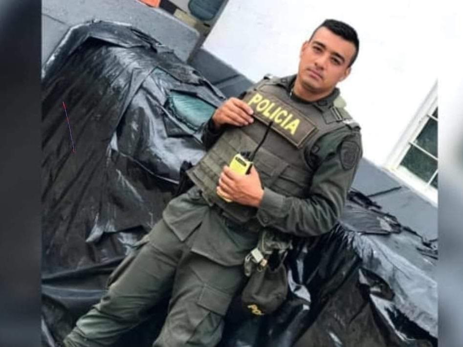Ofrecen recompensa de 100 millones de pesos por responsables del crimen de patrullero