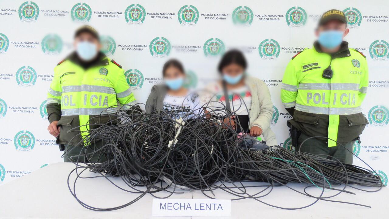 Dos extranjeras llevaban adherido a sus cuerpos, mecha para explosivos en Popayán