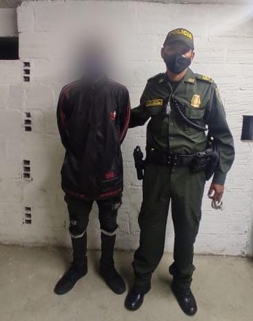 Capturado en flagrancia hombre que había robado un celular
