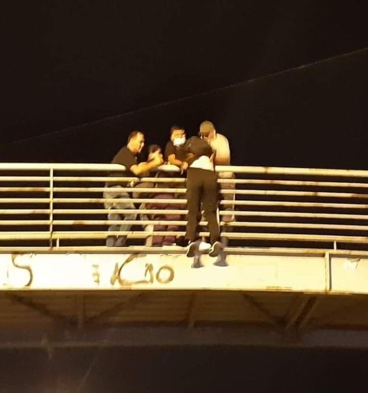 Mujer quiso lanzarse del puente de Villa Del Viento en Popayán