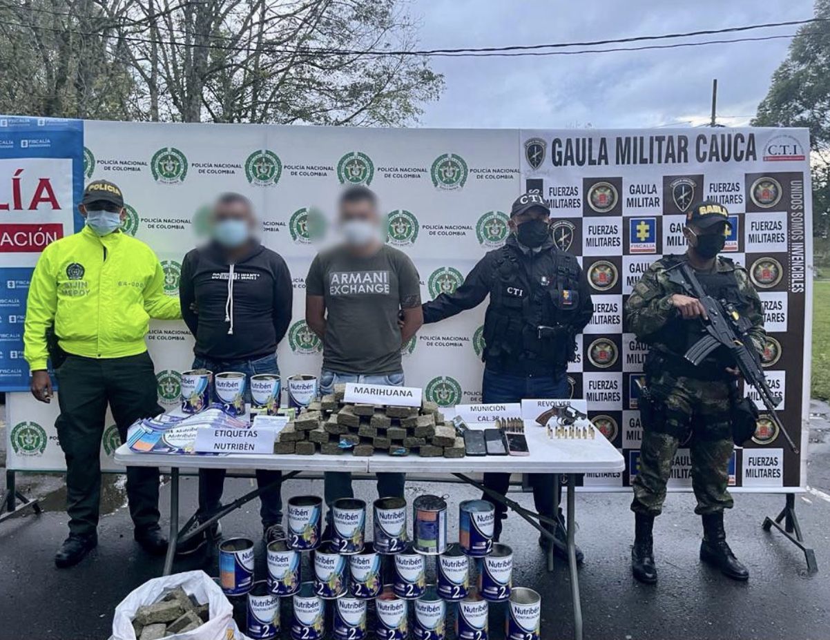 La Policía Metropolitana de Popayán capturó a dos personas por los delitos de fabricación, tráfico o porte de estupefacientes y porte ilegal de armas de fuego