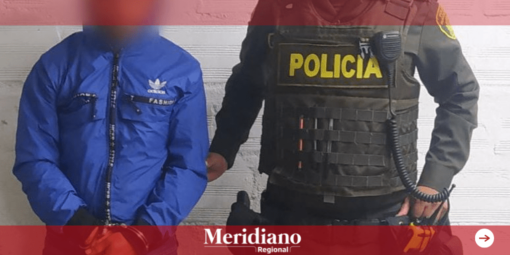 La Policía Nacional capturó a un hombre transportando varios gramos de marihuana.