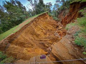 2000 familias se encuentran en alerta máxima en el municipio de Caloto - departamento del Cauca – caloto - Pedregal - el Vergel - el Palo - el Carmelo – Huasano - la Cuchilla -el Placer - Venadillo