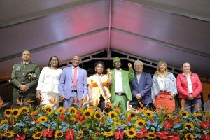 RECONOCIMIENTO VICEPRESIDENTE DE LA REPÚBLICA FRANCIA ELENA MÁRQUEZ (3) - Meridiano Regional