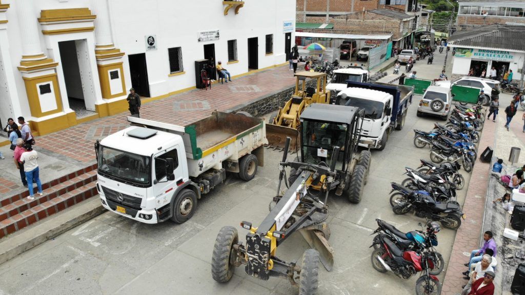 meridiano regional - Infraestructura educativa, maquinaria amarilla y agua potable, inversiones en Páez - gobernacion del cauca - Paez - Institución Educativa Escuela Normal Superior