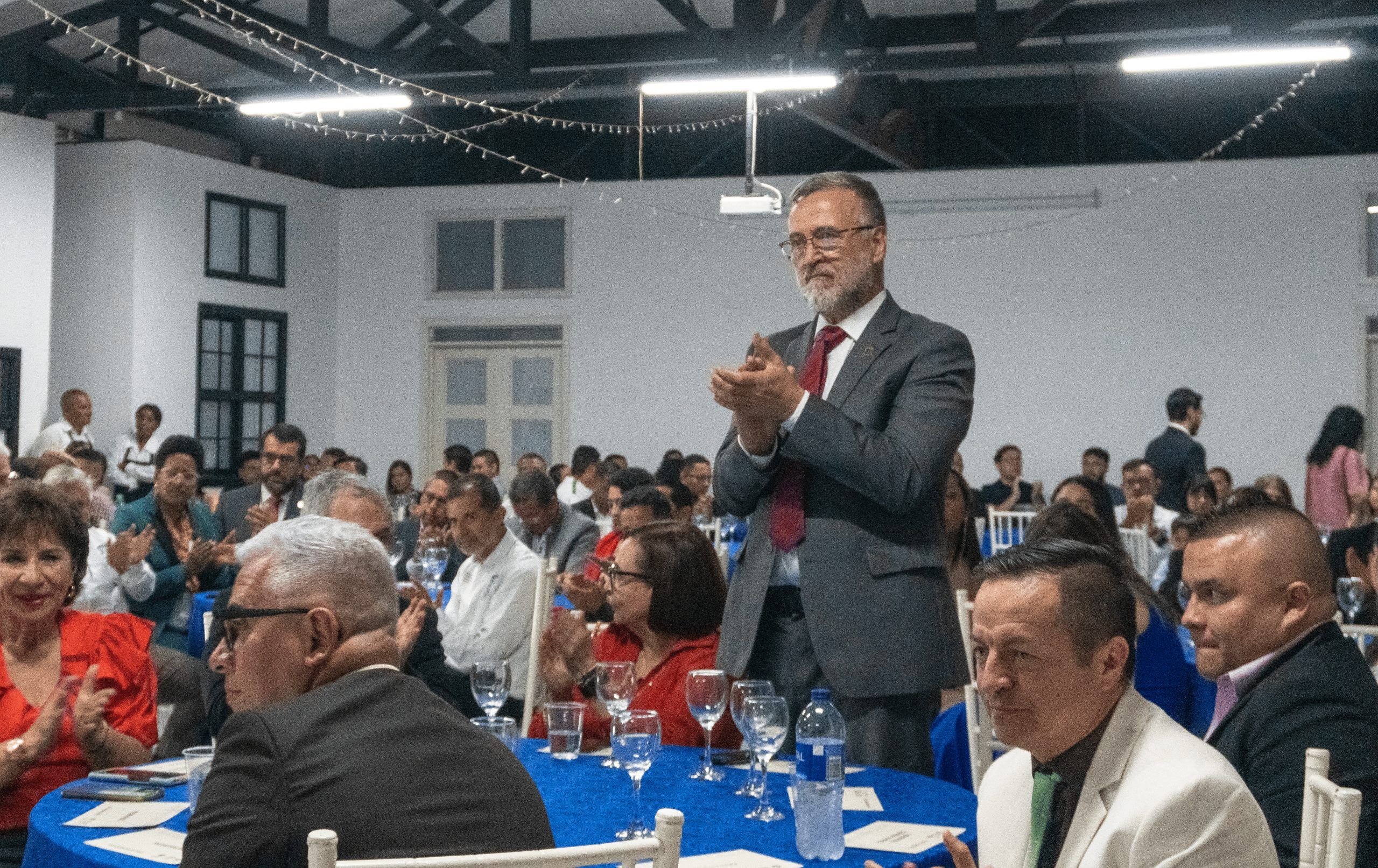 Meridiano regional - Unicauca genera oportunidades para que las y los jóvenes, de los lugares más apartados de la región, hagan realidad nuestro sueño de ser profesionales - universidad del cauca