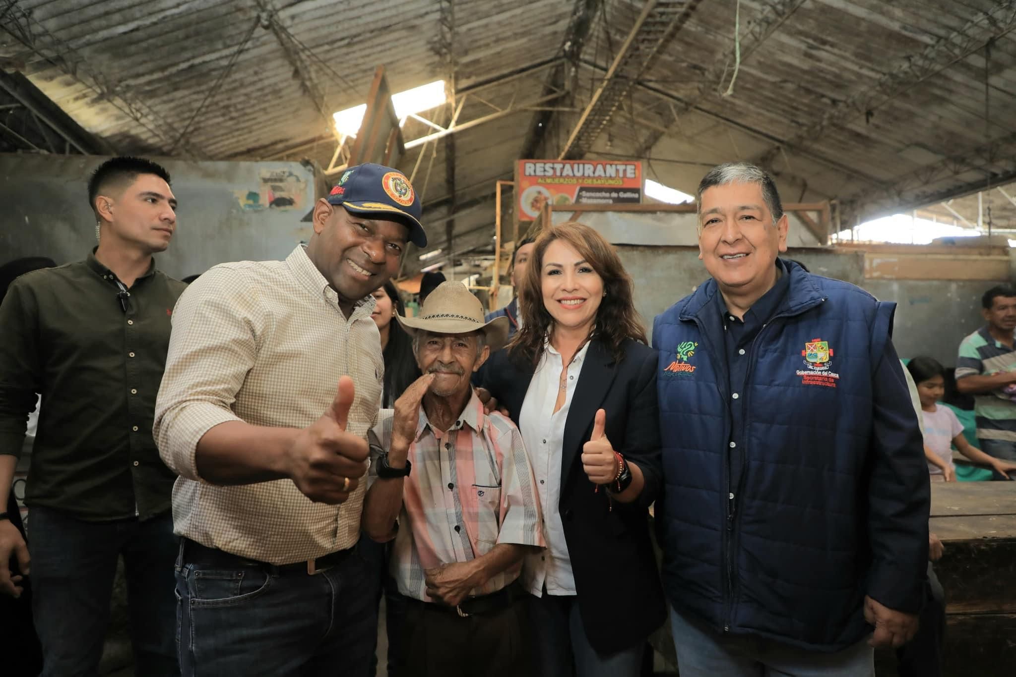 Timbio Avanza, Gobernador y Alcaldesa colocan la primera piedra de la galería en un Hito para el desarrollo regional