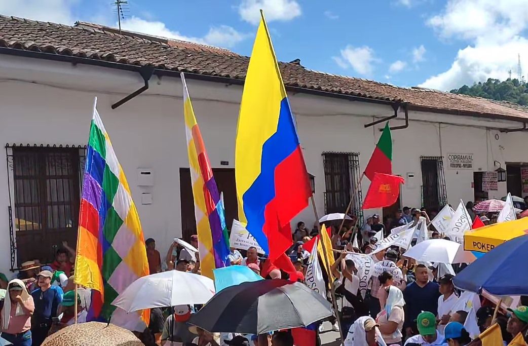 Popayán también se sumó a la marcha en apoyo a Petro