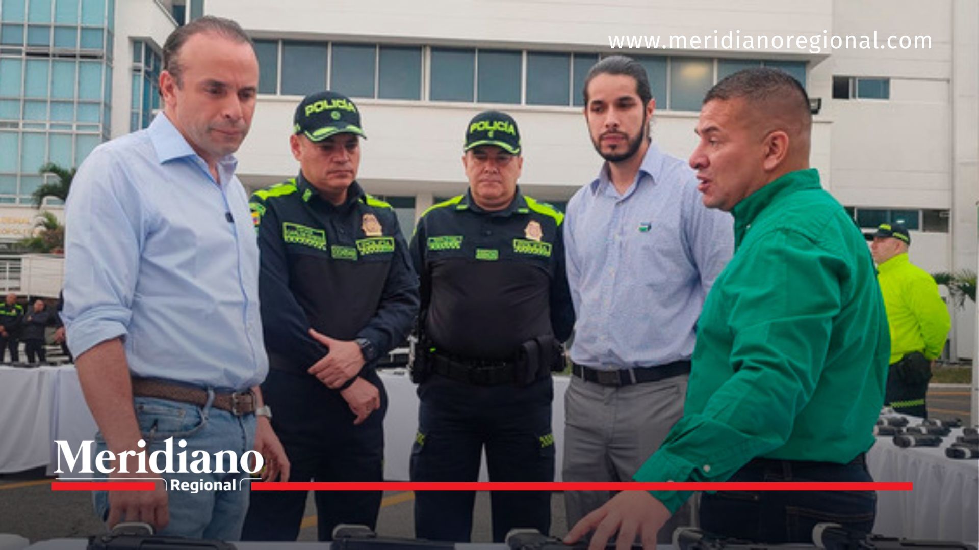 Alcalde de Cali con la camiseta bien puesta por la seguridad