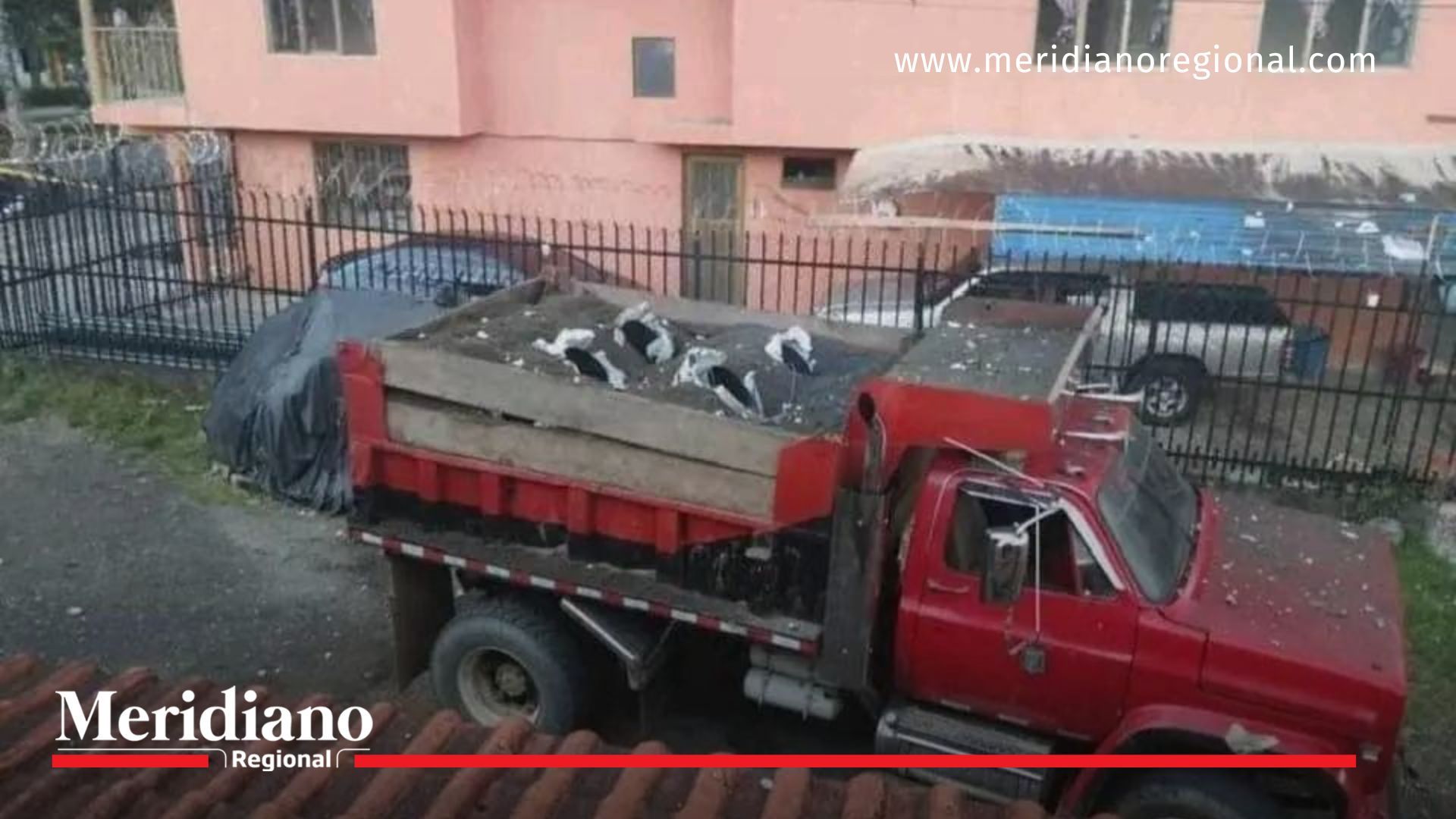 Volqueta con la que atacaron el comando de la Policía la trajeron desde El Tambo, Cauca