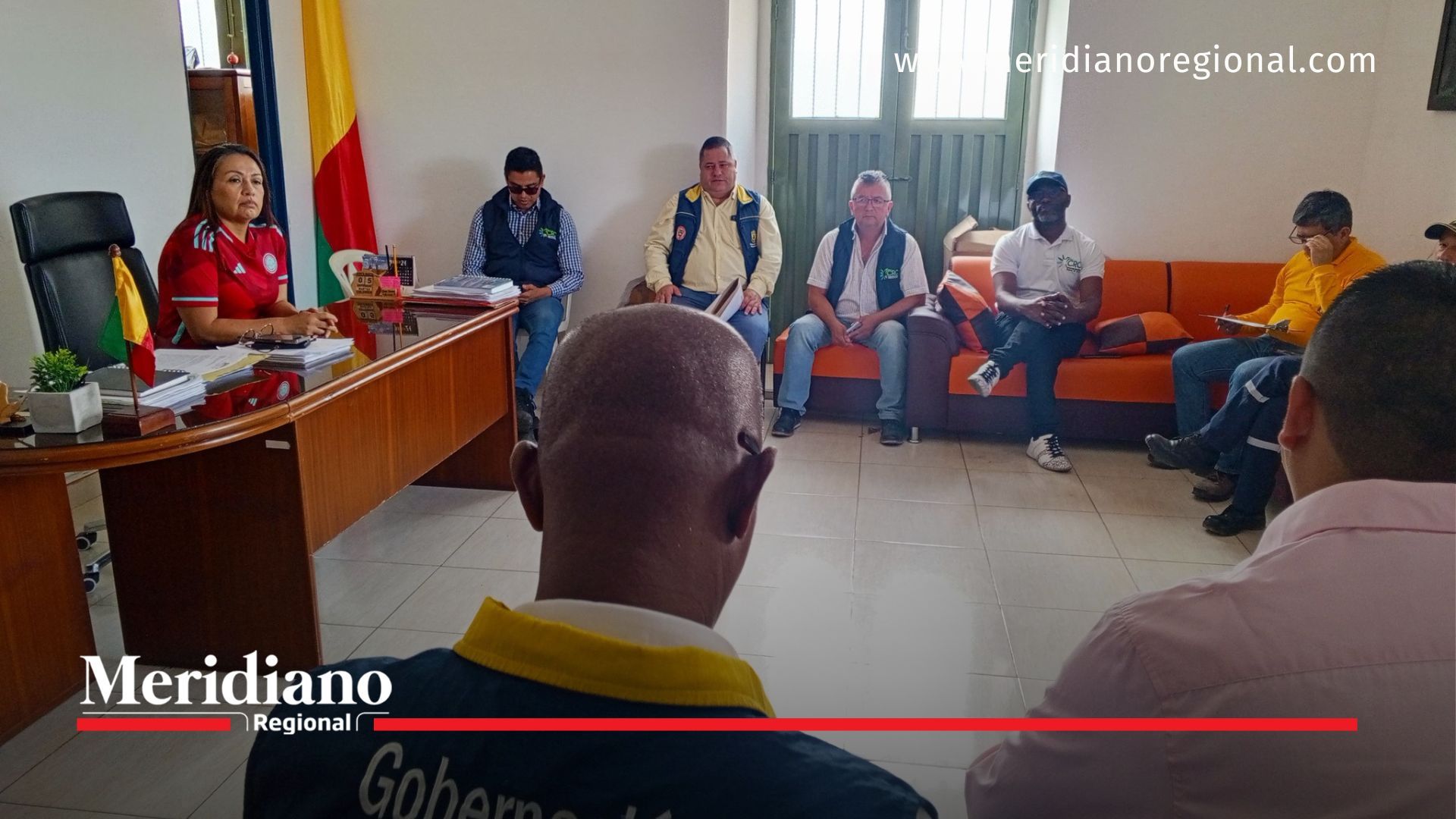 Gobernación del Cauca atiende emergencia por incendios en Bolívar y establece estrategias de recuperación
