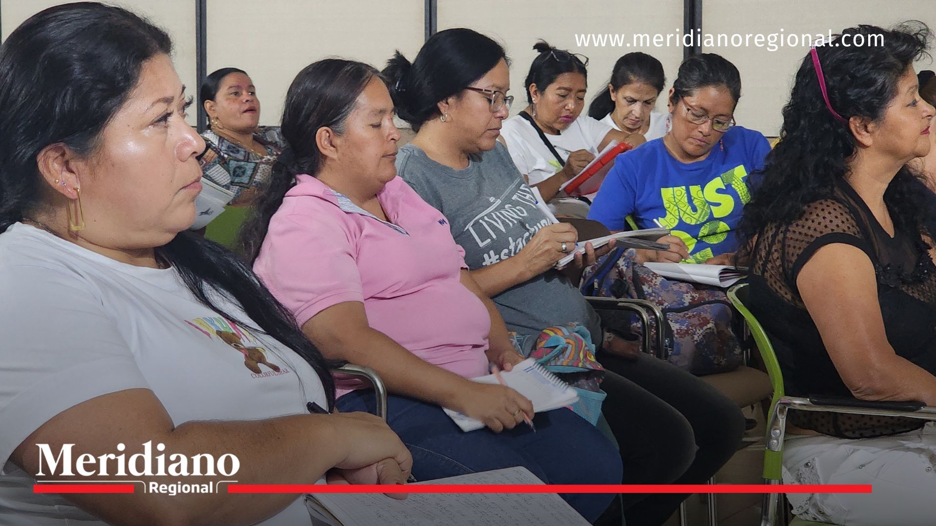 Madres líderes de Popayán se capacitan sobre el programa renta ciudadana