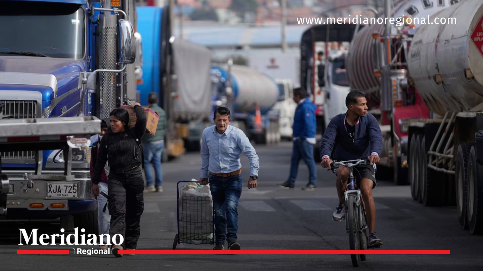Bogotá en crisis: Taxistas y motociclistas se unen al paro de camioneros