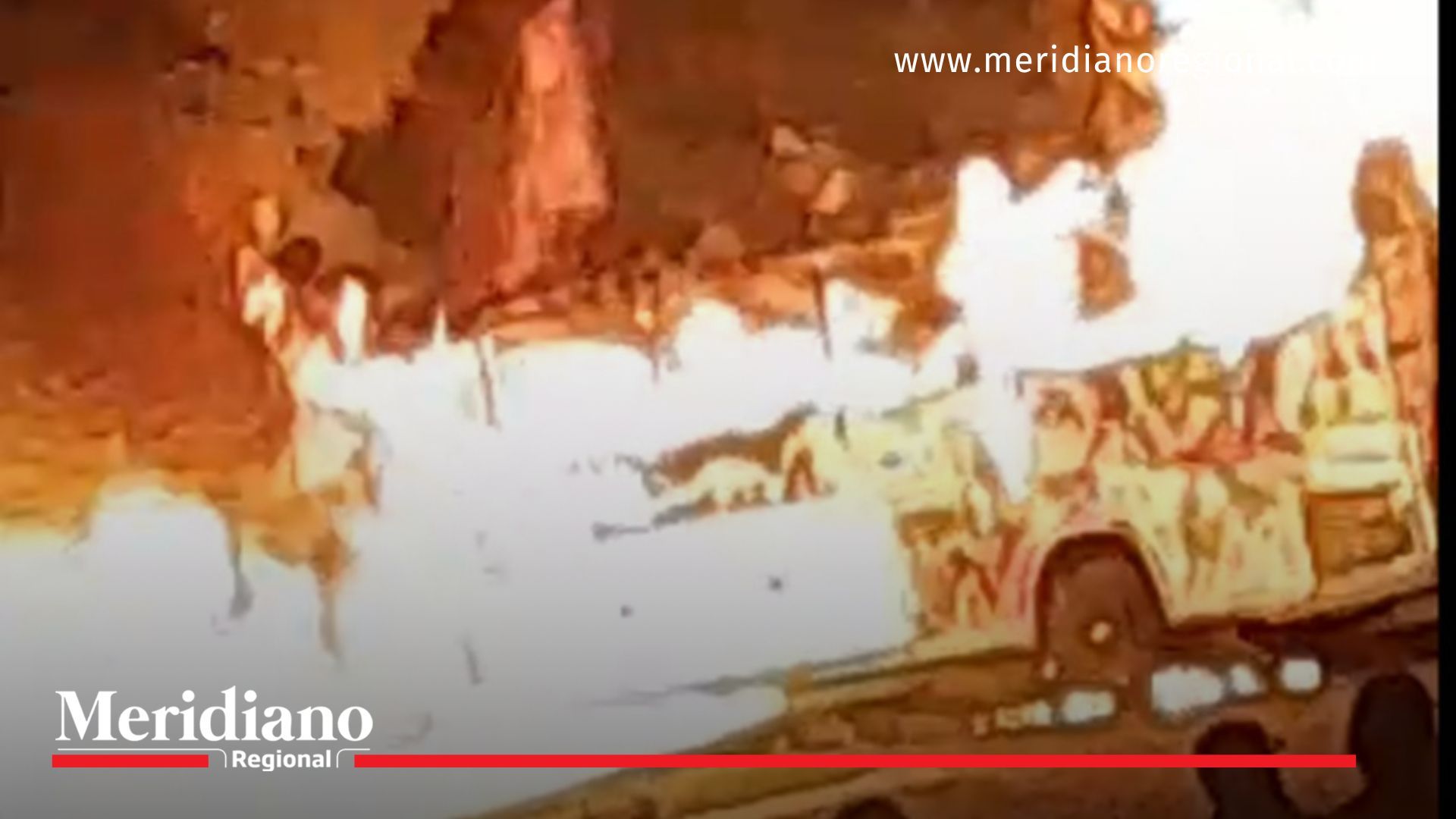 Hombres armados incineran bus de Trans Ipiales: pérdidas millonarias