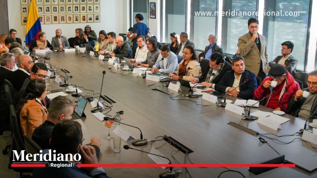 aumento- salario mínimo- negociaciones- etapa- Ministerio del Trabajo- Gloria Inés Ramírez- Fabio Arias- Jaime Cabal- plazo- 2025-