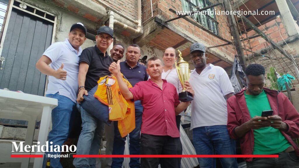 Unión- comunidad- espacios de recreación- iniciativas- torneos- rodillones- interbarrios- fútbol- deporte- Suárez- Cauca- Colombia- - Meridiano Regional Unión- comunidad- espacios de recreación- iniciativas- torneos- rodillones- interbarrios- fútbol- deporte- Suárez- Cauca- Colombia-