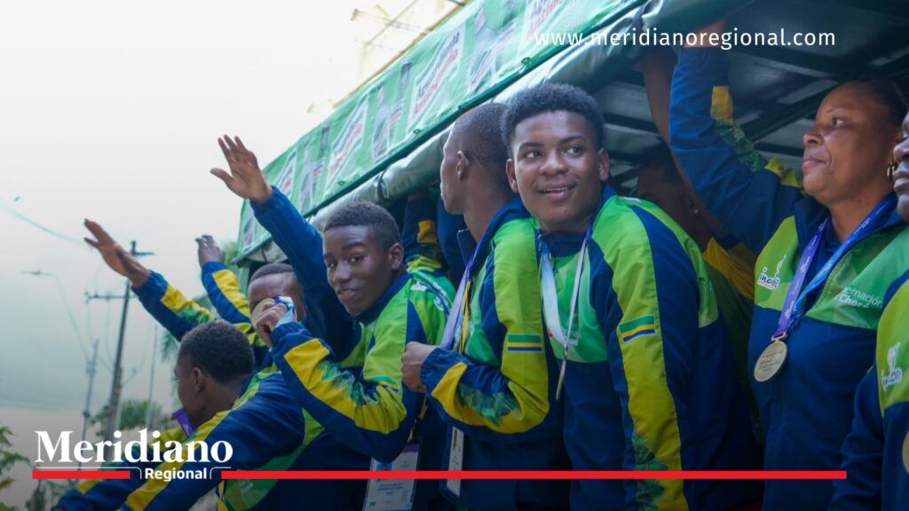 Oro- medalla- histórico- Juegos Intercolegiados- equipo juvenil- fútbol- deporte- Chocó- Colombia- reconocimiento- premios- gobernación- - Meridiano Regional Oro- medalla- histórico- Juegos Intercolegiados- equipo juvenil- fútbol- deporte- Chocó- Colombia- reconocimiento- premios- gobernación-