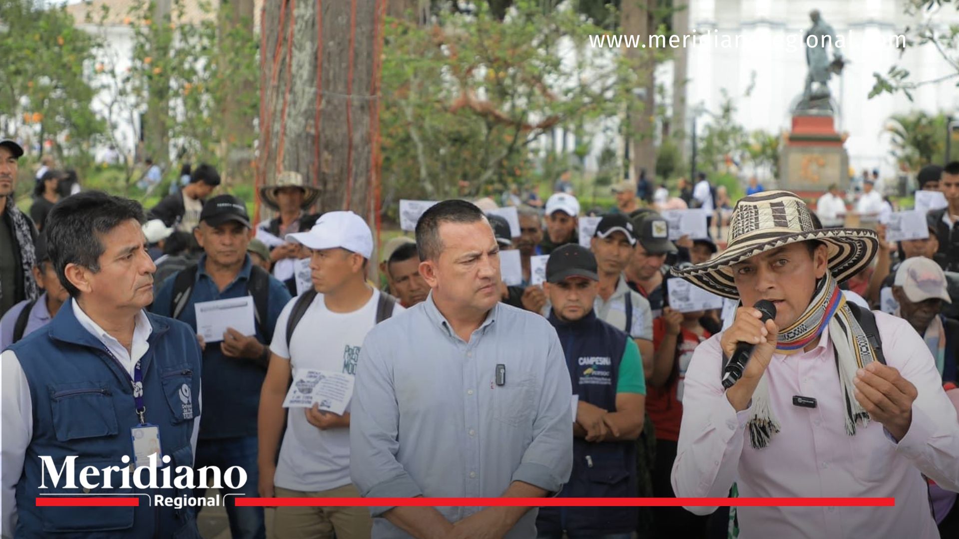 comunidades del Cañón del Micay - Gobierno Nacional - Defensoría del Pueblo - Mapp OEA - Duberney Galvis - líder de la comunidad del Cañón del Micay - Secretario de Gobierno y Participación - Miller Hurtado - Bogotá - Gustavo Petro 