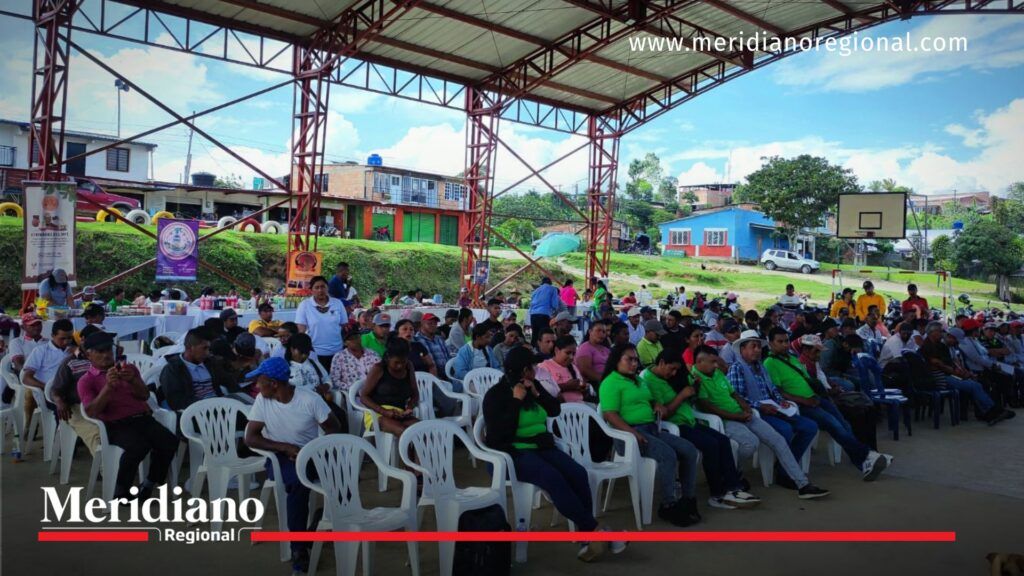 Encuentro- cafeteros- Cajibío- Cauca- familias- café- cultivos- Colombia- departamento- gremio- Comité de cafeteros- región- - Meridiano Regional Encuentro- cafeteros- Cajibío- Cauca- familias- café- cultivos- Colombia- departamento- gremio- Comité de cafeteros- región-