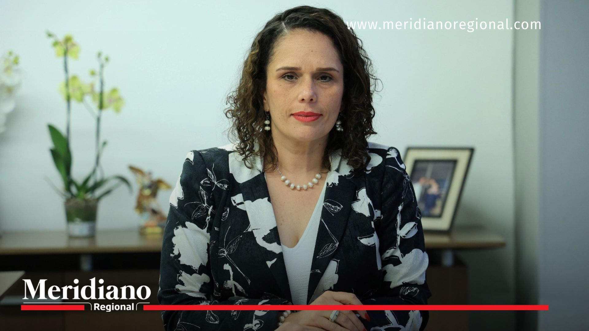 Ministra de Transporte causa controversia en la Cámara Ministra de Transporte- polémica- presencia- debate- Reforma a la Salud- Cámara de Representantes- María Constanza García- Katherine Miranda- Carolina Arbeláez- política- Colombia-